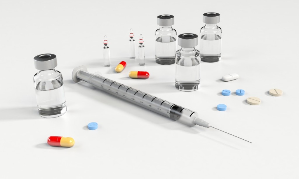 syringe_pill_bottle_morphine_small_needle_liquid_capsule-1208971-jpgd